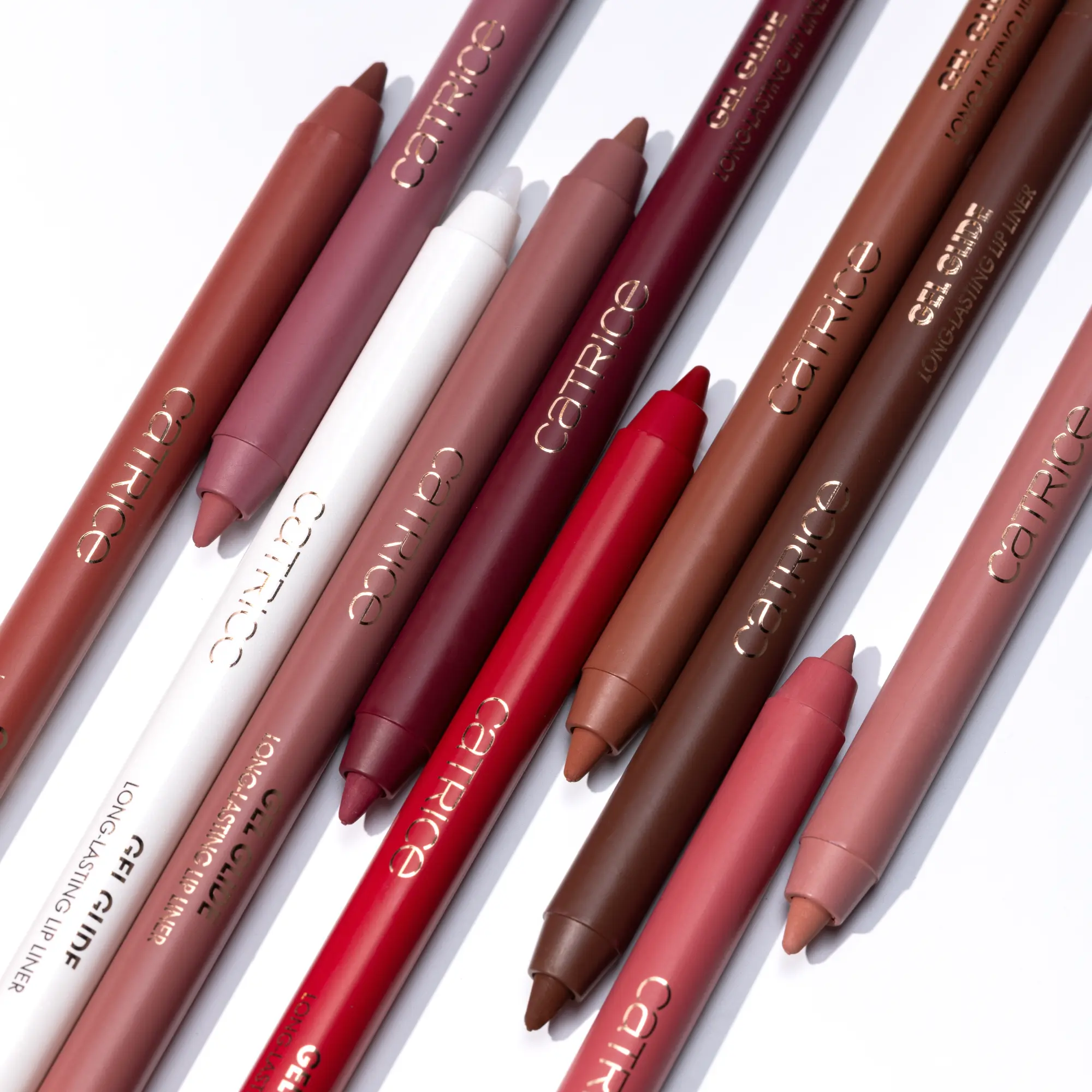 Gel Glide Long-Lasting Lip Liner 030 Left On Red - Image 9