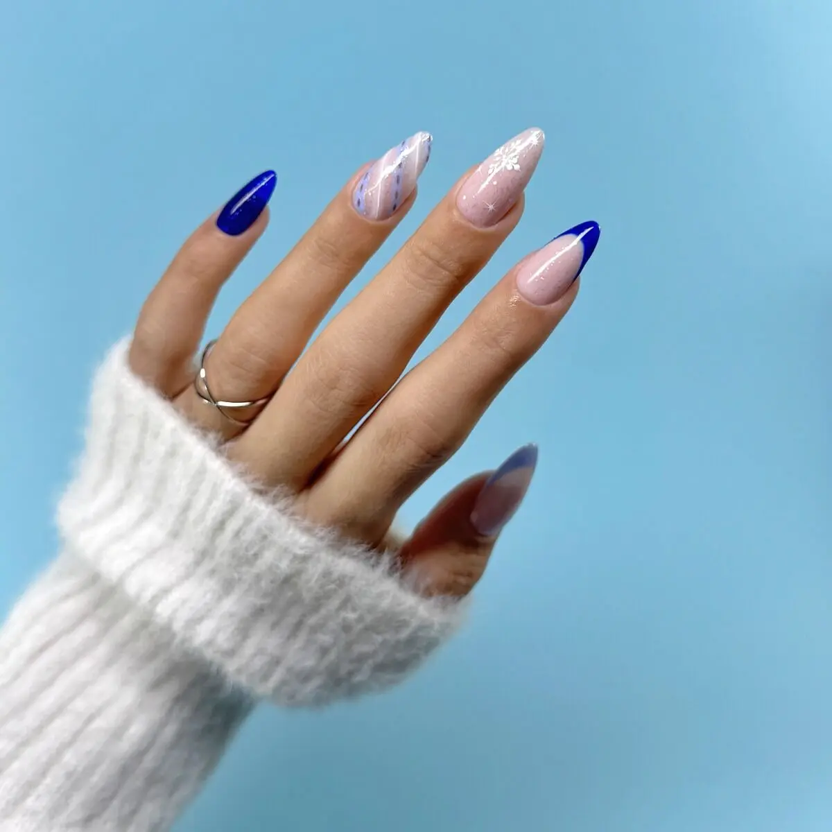 494 Snowlight UV Gel Polish - Image 4