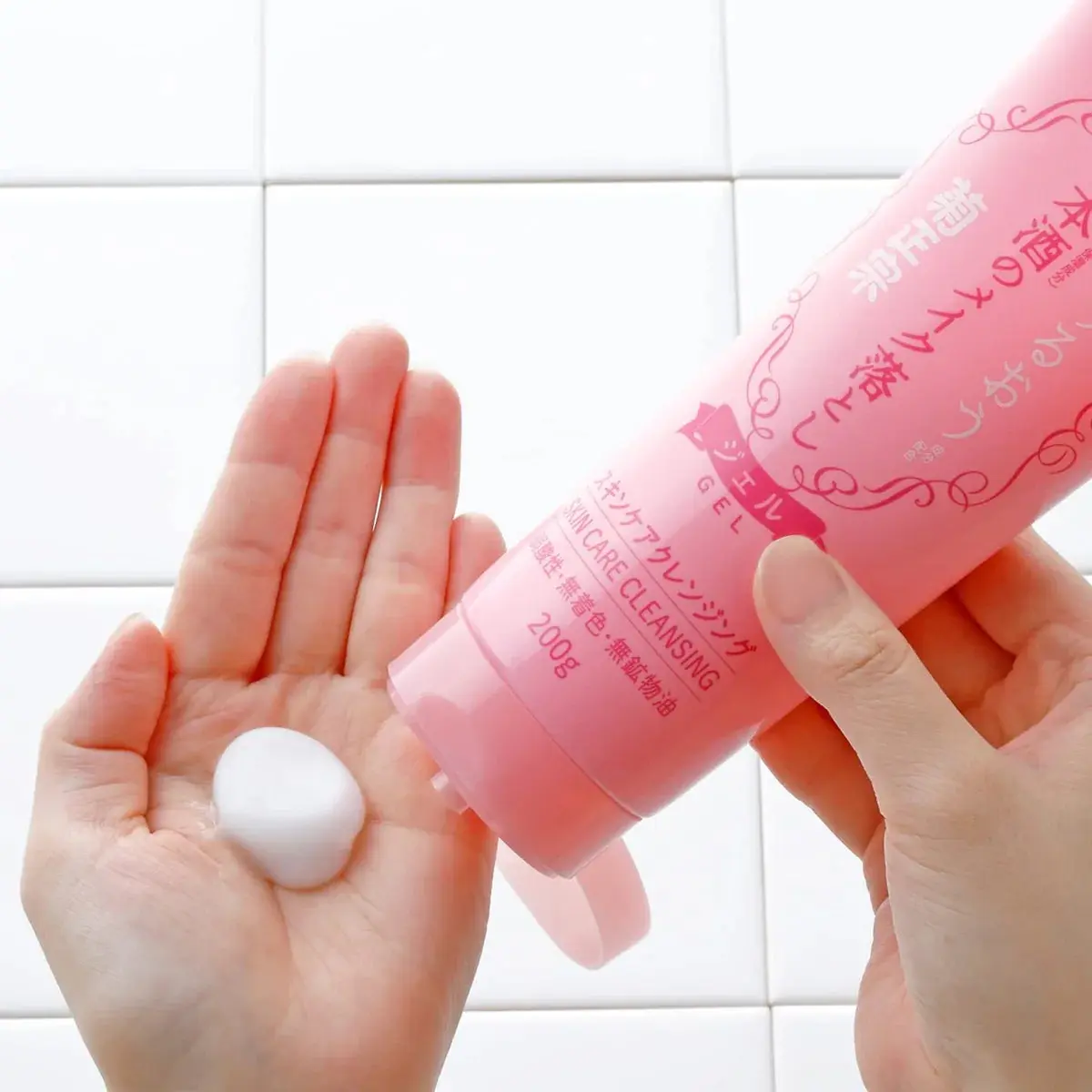 Sake Skin Care Cleansing Gel - Image 2