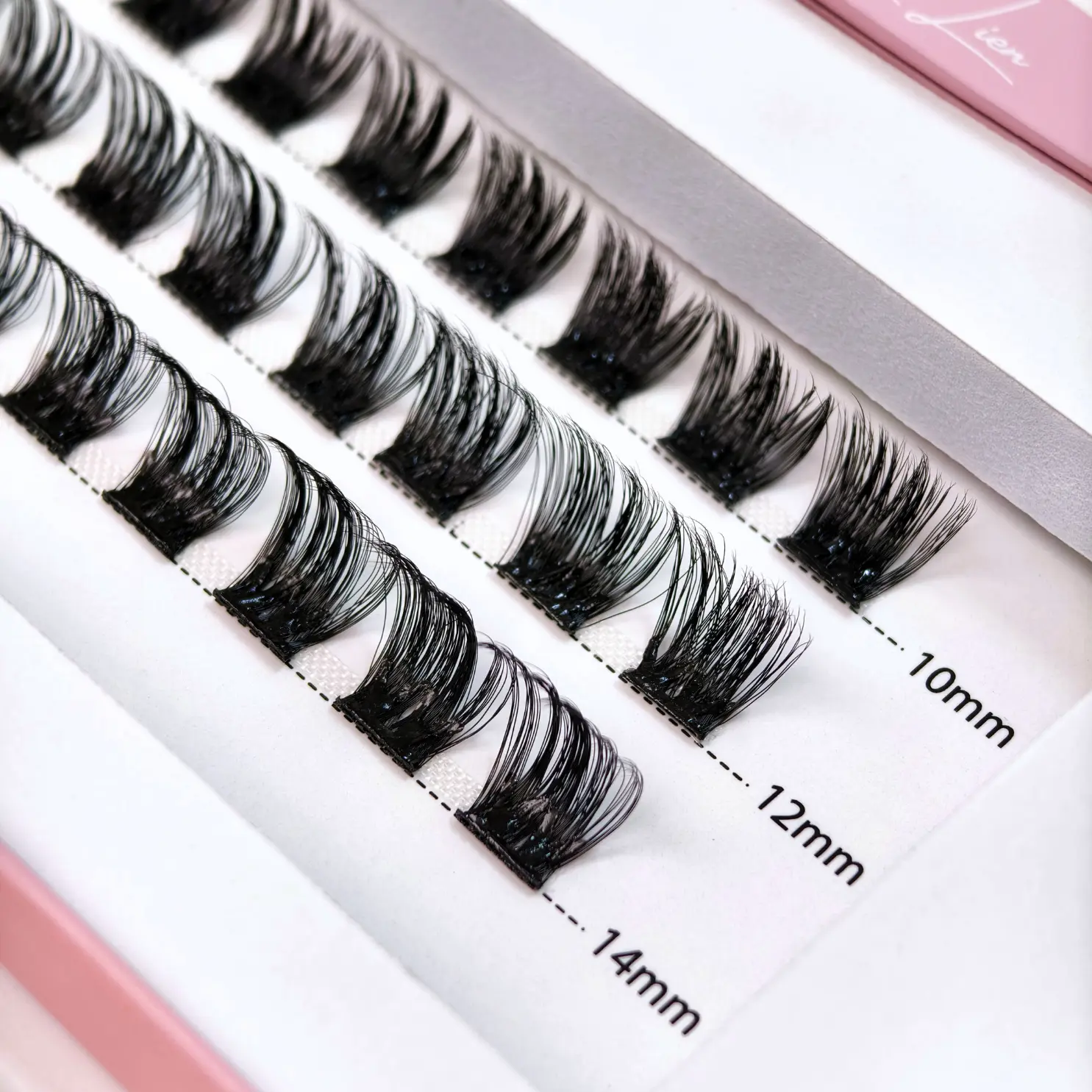 Press On Lash Starterkit Dramatic Black Glue Strip - Image 3