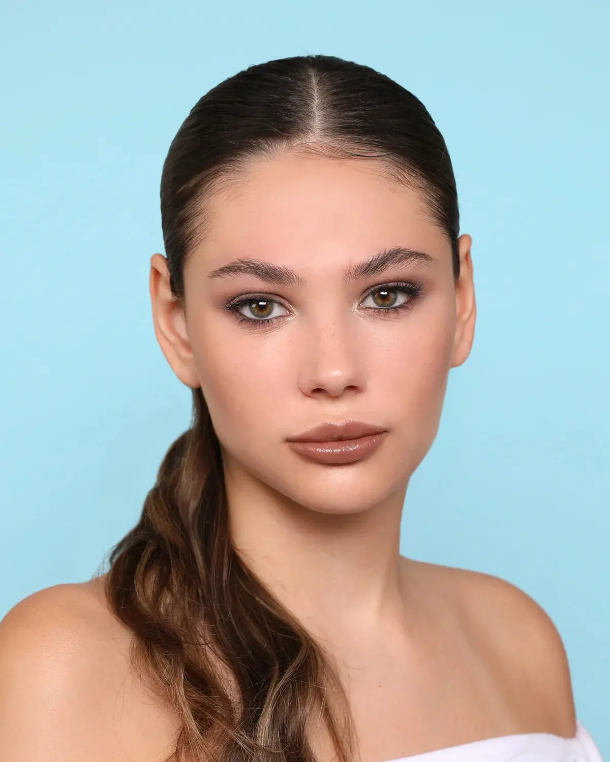 Chic Satin Lipstick 004 Time Capsule - Image 3