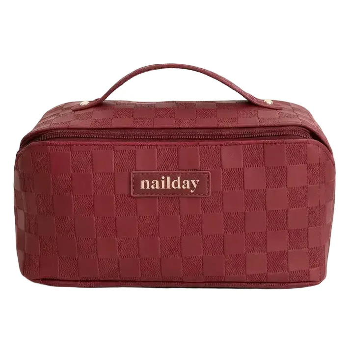 The Essentials Beauty Bag Rouge