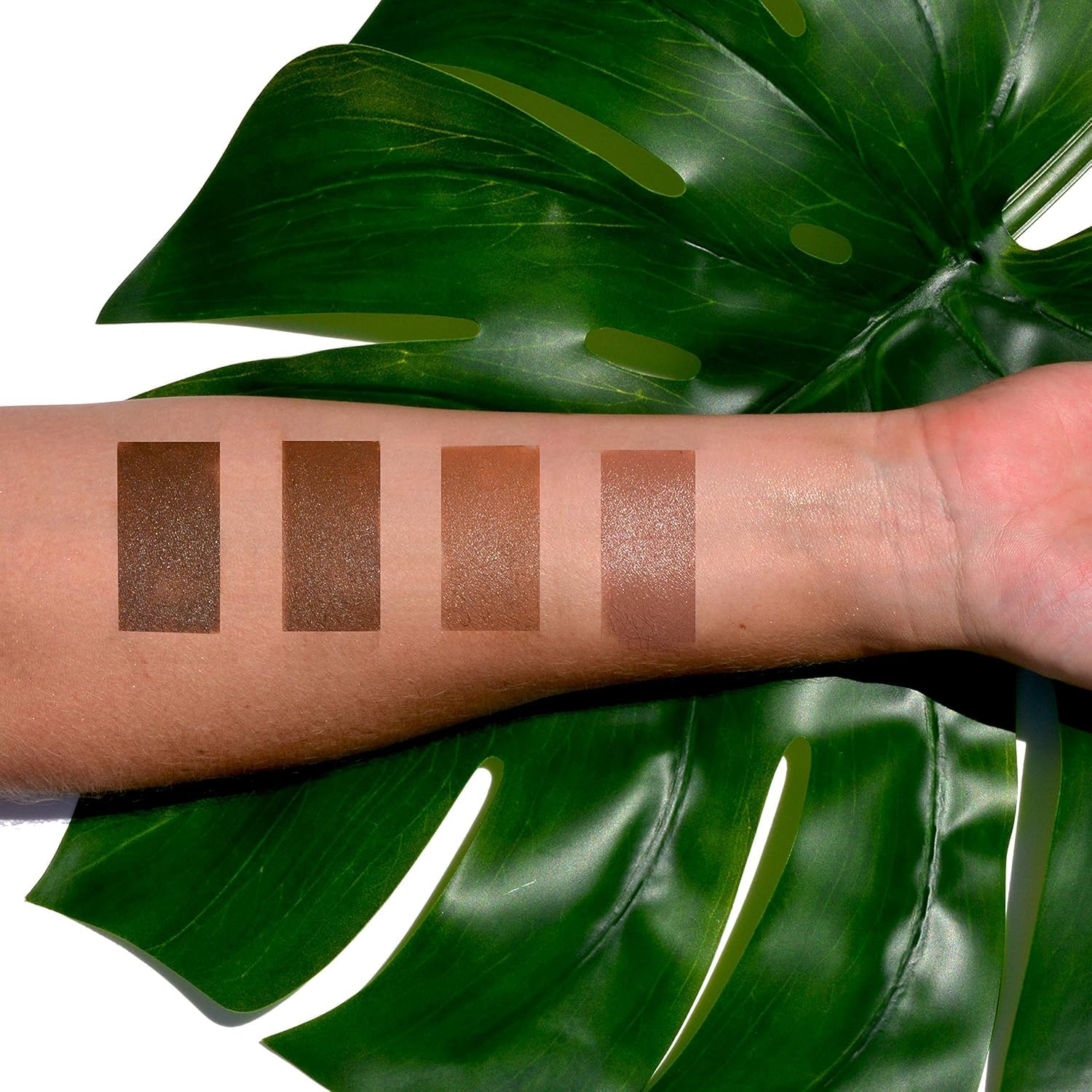 Build & Blend Contour Stick Warm Brown - Image 4